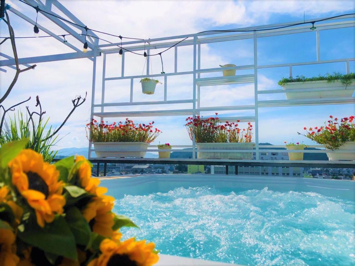 Olivia Hotel And Apartment Nha Trang Bagian luar foto